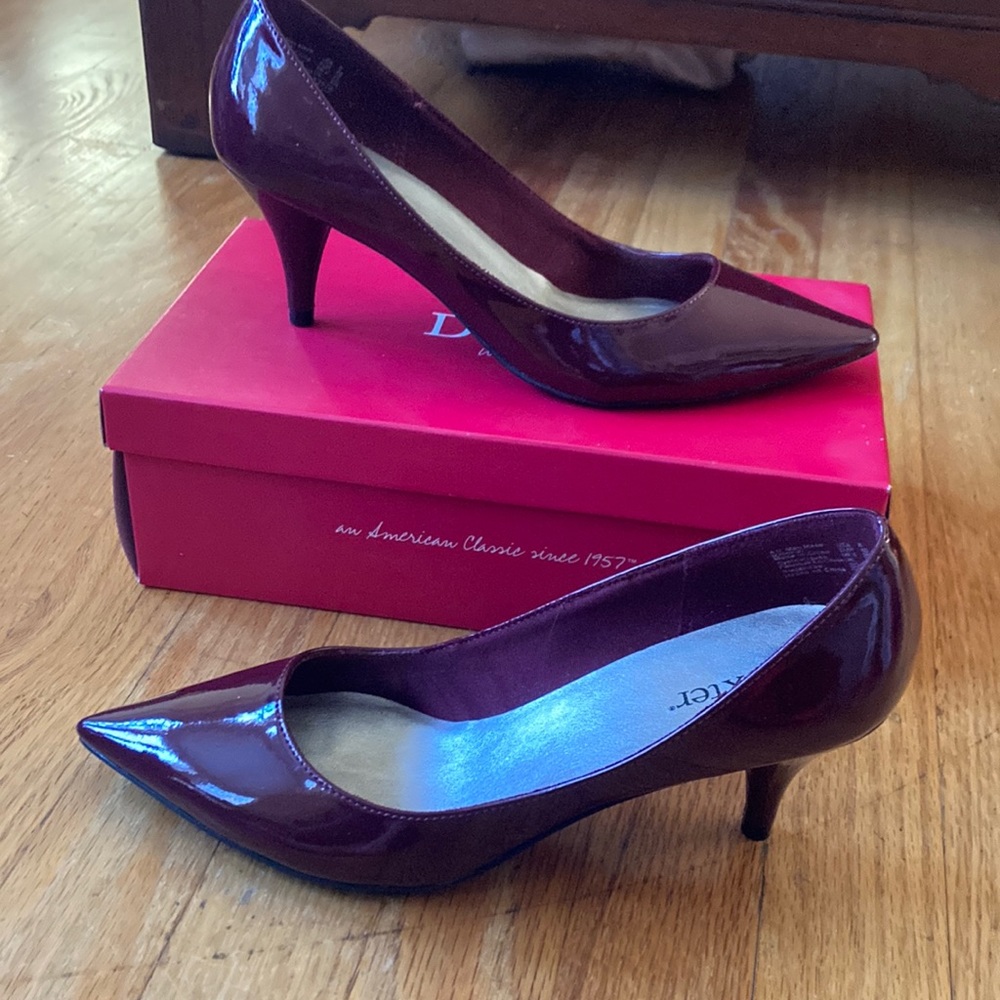 NWOT Dexter Red Heels